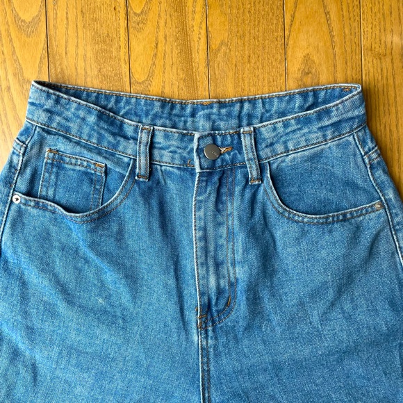 Jeans taille haute, patte large, High waisted flare jeans Shein Small - Picture 2 of 4